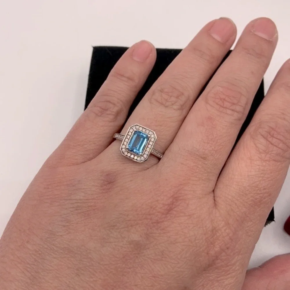 Sterling Silver Emerald Style Blue Faux‎ Diamond Ring Size 9 New with Box!